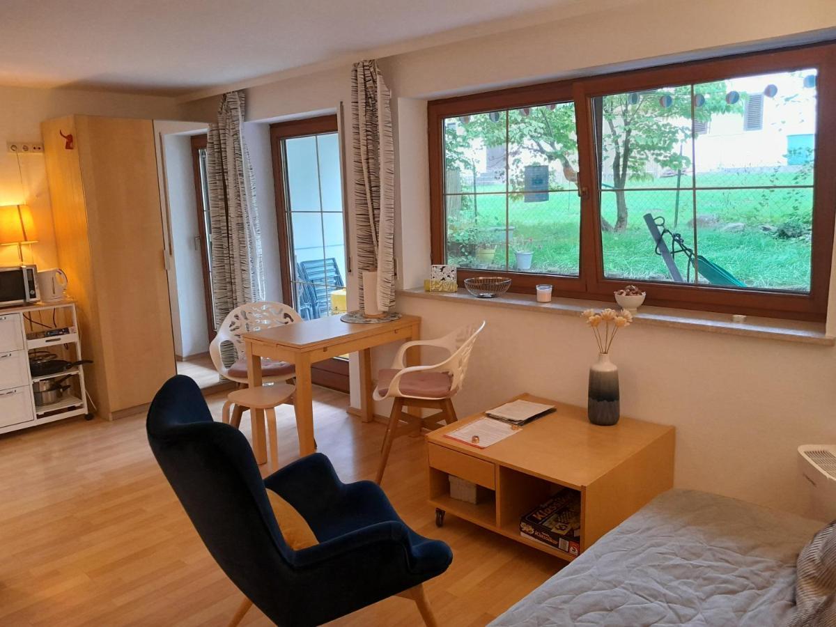 Apartment Mit Kueche Und Balkon Oder Terrasse, Ruhig Und Gut Erreichbar Piding Dış mekan fotoğraf