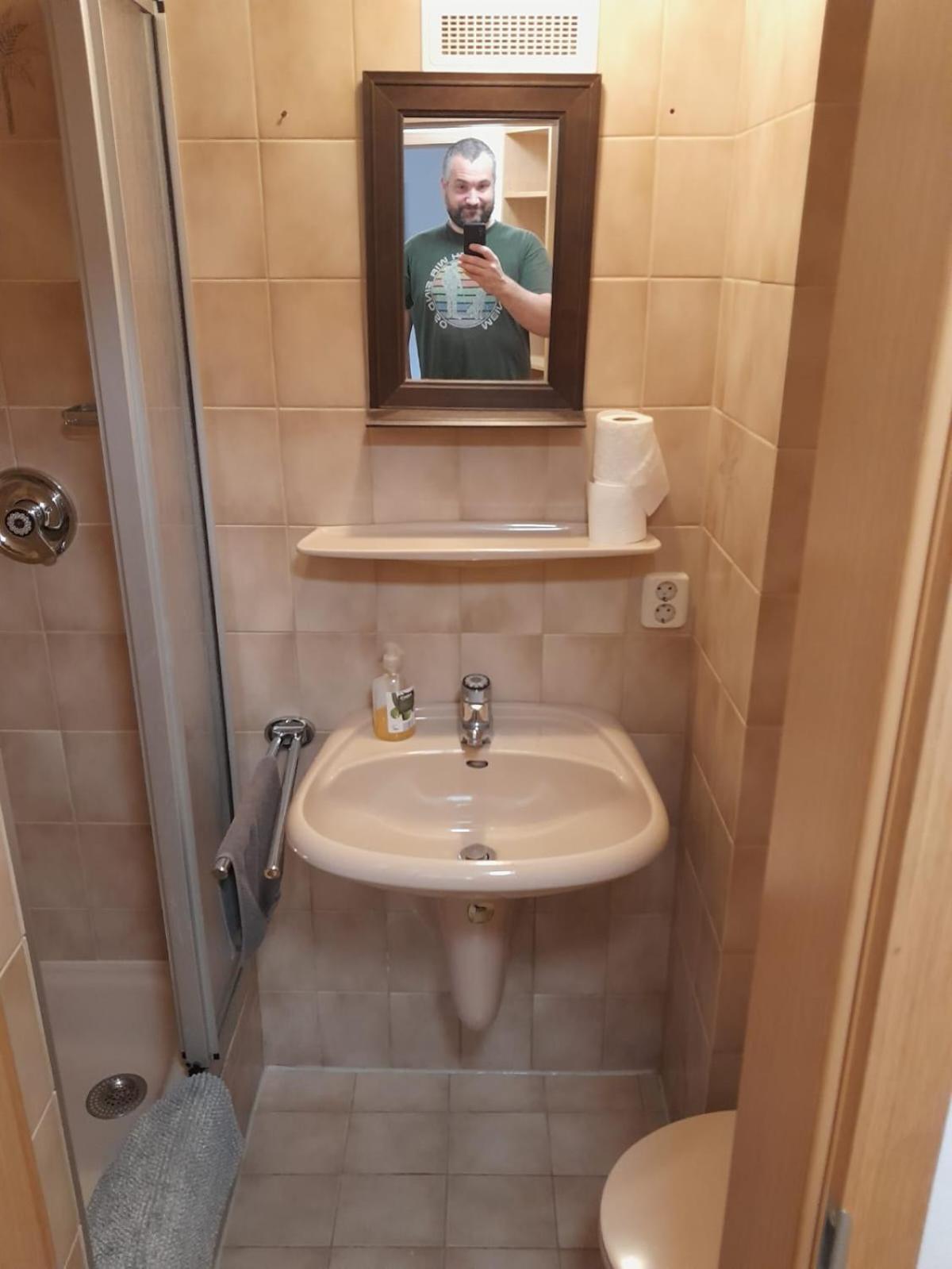 Apartment Mit Kueche Und Balkon Oder Terrasse, Ruhig Und Gut Erreichbar Piding Dış mekan fotoğraf