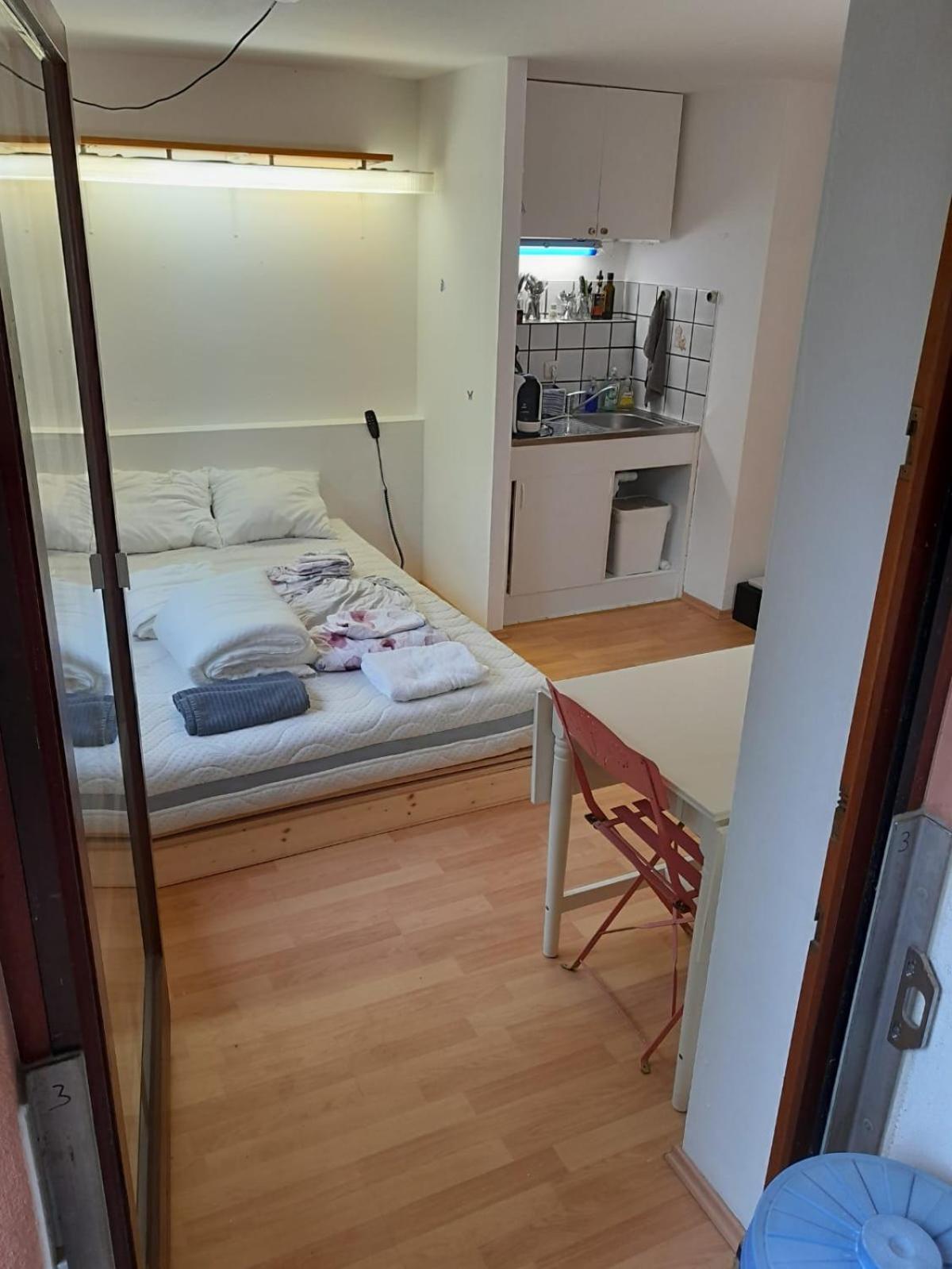 Apartment Mit Kueche Und Balkon Oder Terrasse, Ruhig Und Gut Erreichbar Piding Dış mekan fotoğraf
